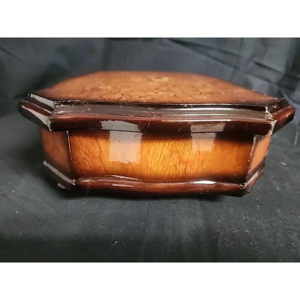 wooden jewelry box with violin pictured‎ on top